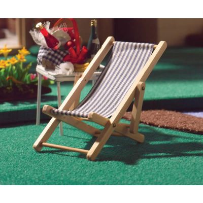 Stripe Deckchair.                                           